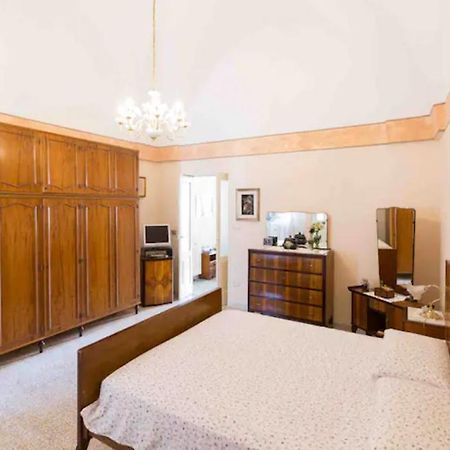 Casa Vacanza Nonna Emma Малье Экстерьер фото